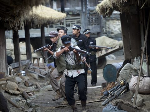 รีวิว 71: Into the Fire สมรภูมิไฟลุก (2010)